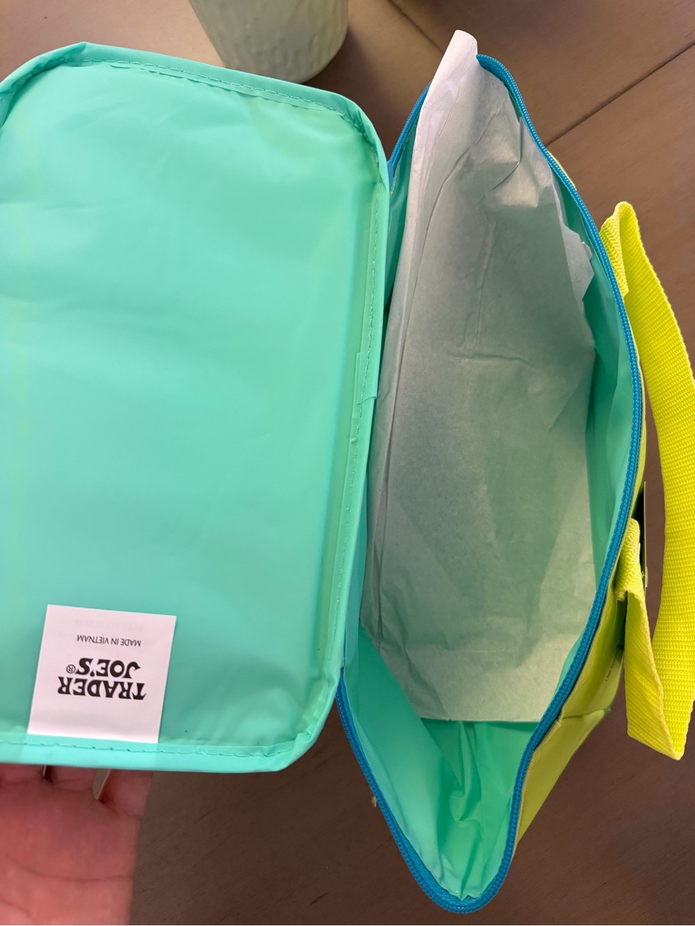 Trader Joe's Lime Green Mini Insulated Tote - Picture 4 of 4